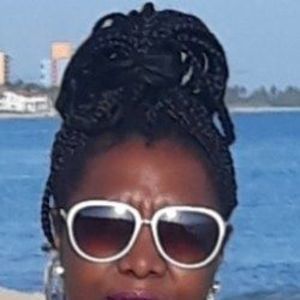 Meet your Posher, Connie